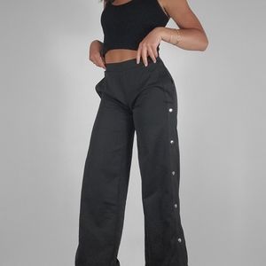 Neiman Marcus Madisonne Tearaway Pants Black